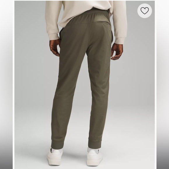 Lululemon Men’s ABC jogger pants in army green size XS EUC - Picture 2 of 8